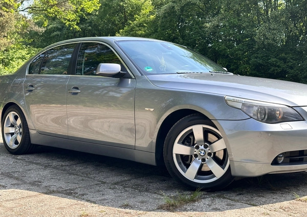 BMW Seria 5 cena 32900 przebieg: 227000, rok produkcji 2003 z Bełchatów małe 529